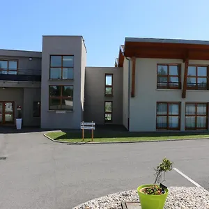 Hotel L'éveil Des Sens, Chavanoz
